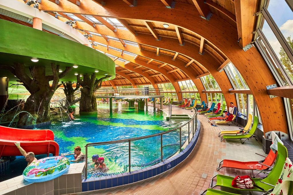 Hungarospa Thermal Camping Mobilhaz Хайдусобосло Экстерьер фото