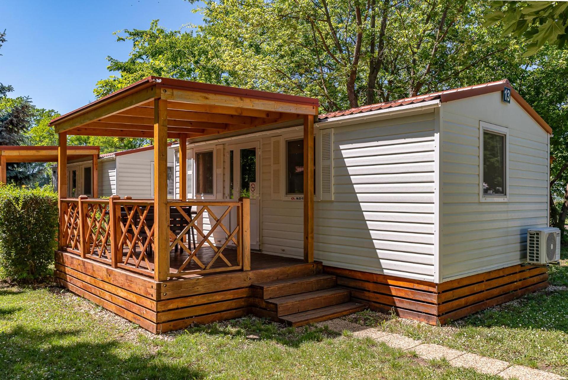 Hungarospa Thermal Camping Mobilhaz Хайдусобосло Экстерьер фото